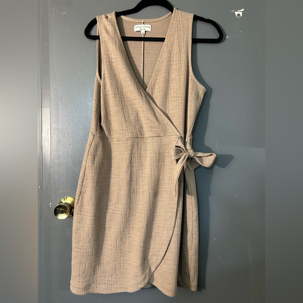 Madewell medium beige wrap mini dress